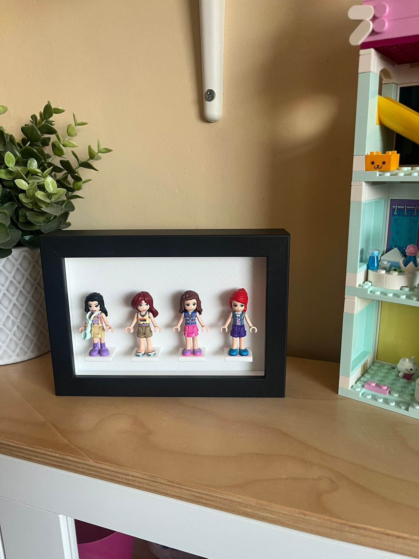 Mini Figure Display Frame. LEGO® Minifigure Frame (4 Figure) | Fun Wall Art | Kids Room Décor | Gift for LEGO® Fans & Collectors