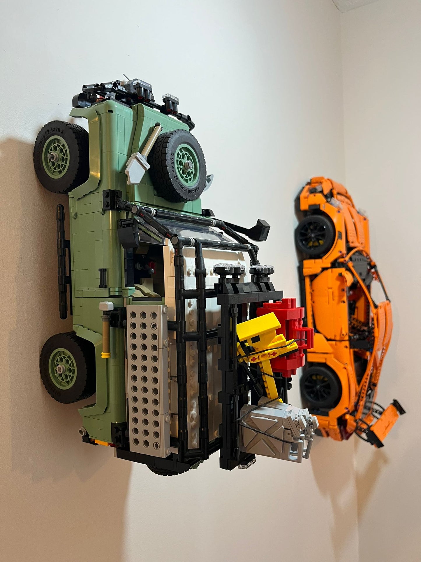 Wall Mount for Lego® Land Rover Classic Defender 90