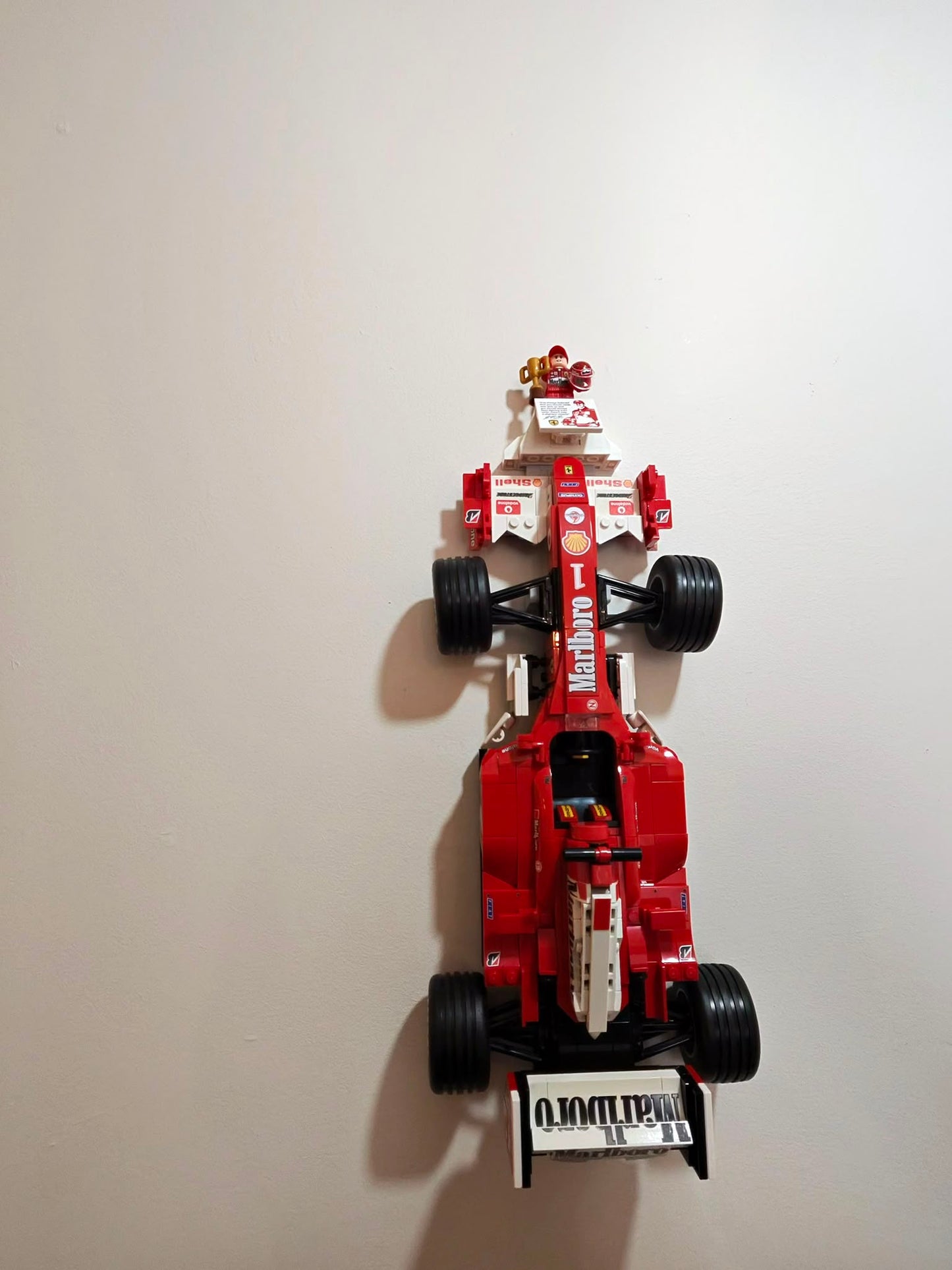 Wall Mount for Lego® Ferrari F2004 & Michael Schumacher - Set No. 11375