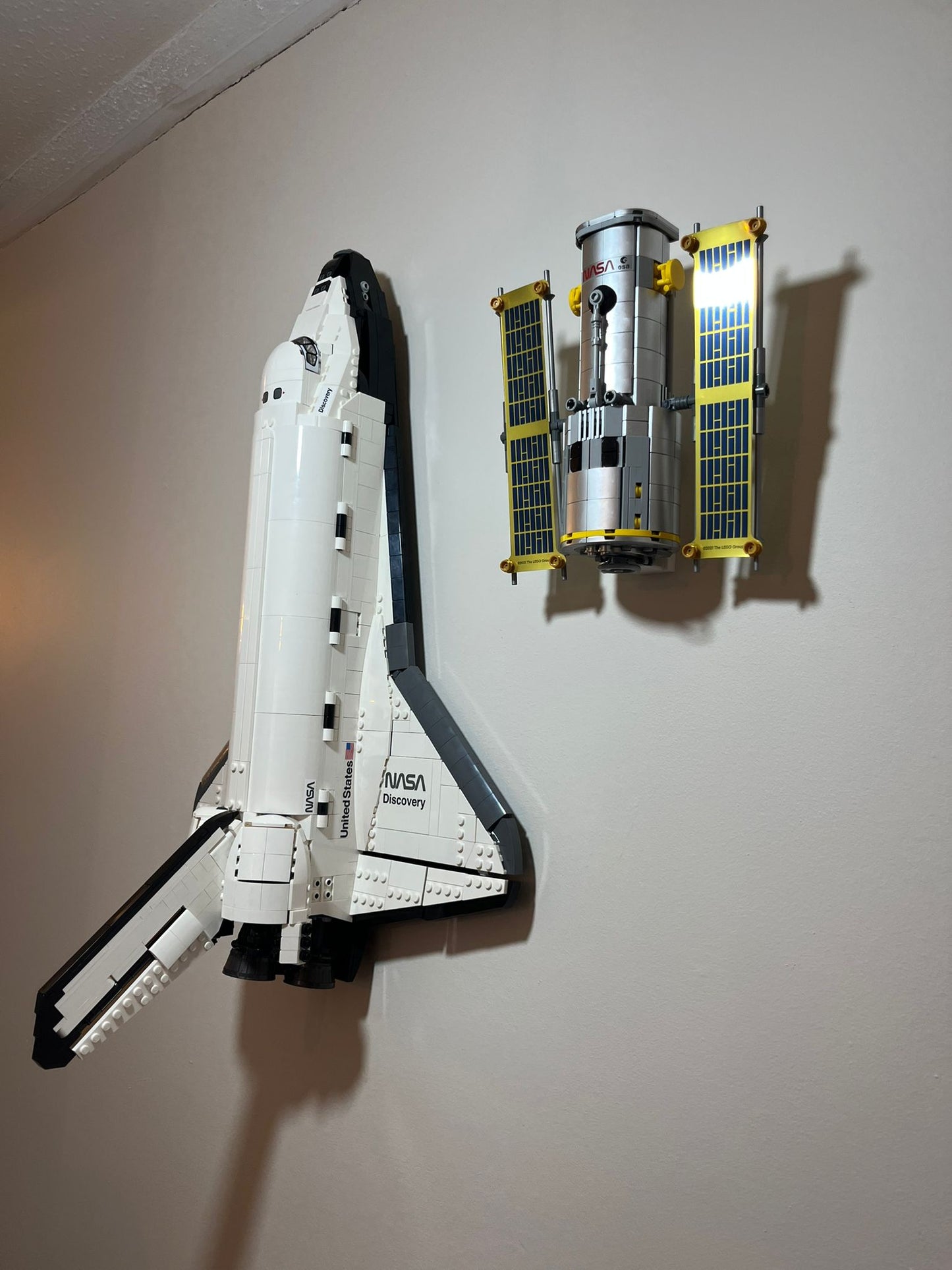 Wall Mount for Lego® NASA Space Shuttle Discovery