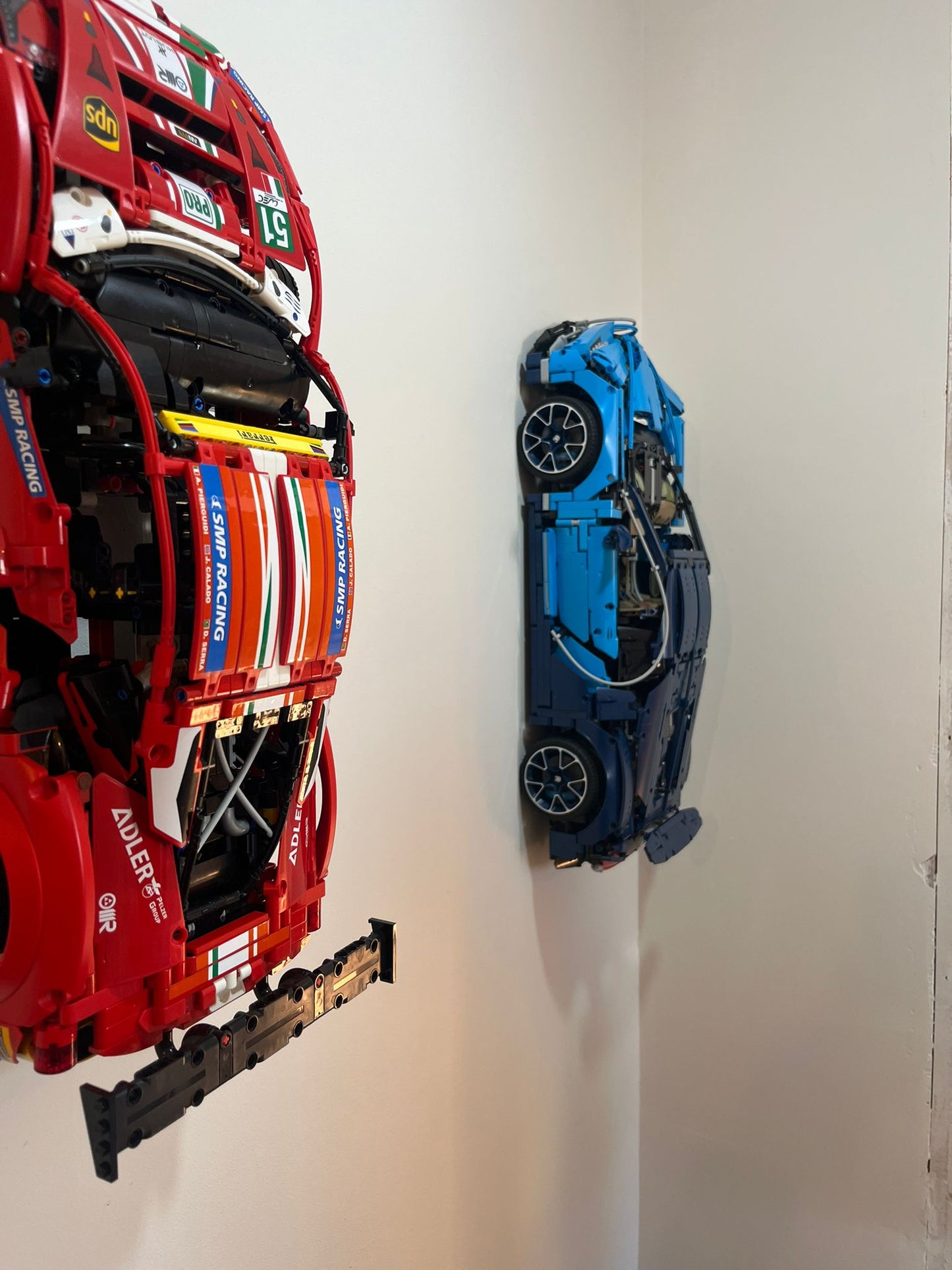 Wall Mount for Lego® Ferrari 488 GTE “AF Corse #51”